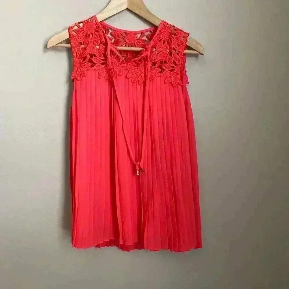 Ted Baker London Sherbey Lace Yoke Pleated Blouse Size 1 US 0-2 Coral Red NWT